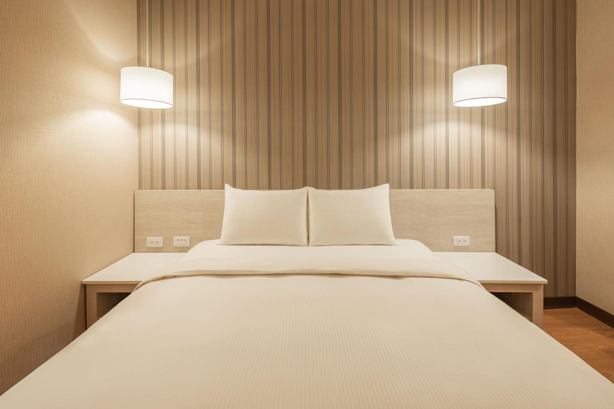 Kindness Hotel-Jue Ming Kaohsiung Bilik gambar