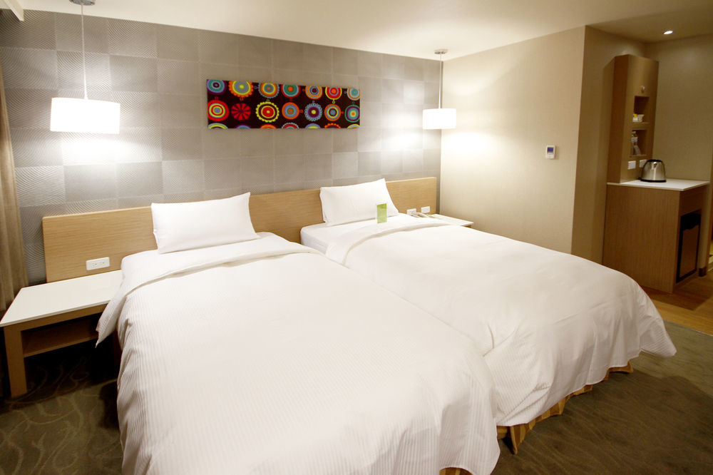 Kindness Hotel-Jue Ming Kaohsiung Luaran gambar